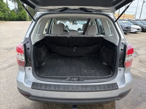 Used 2015 Subaru Forester 2.5i w/ Alloy Wheel Package AWD/4WD image 11