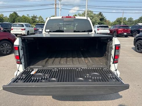 Certified 2024 Nissan Frontier PRO-4X w/ Pro Premium Package AWD/4WD image 9
