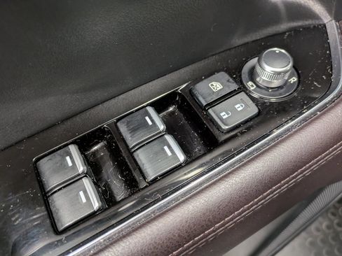 Certified 2023 MAZDA CX-5 Signature image 9