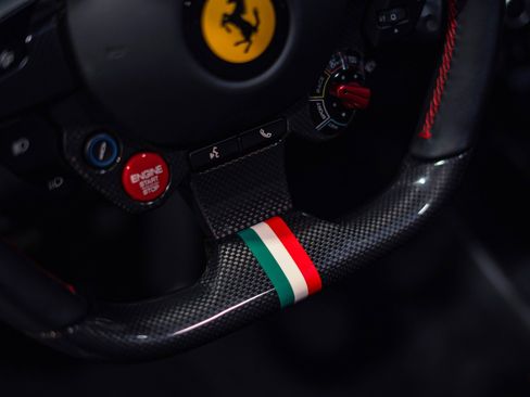 Used 2020 Ferrari 812 Superfast RWD image 36