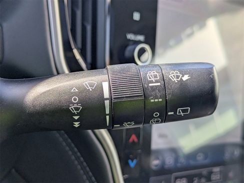 Used 2023 Subaru Outback Limited XT image 30