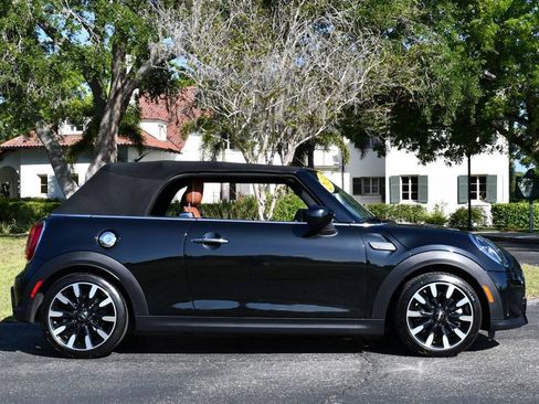Used 2024 MINI Cooper S w/ Signature Upholstery Package FWD image 48