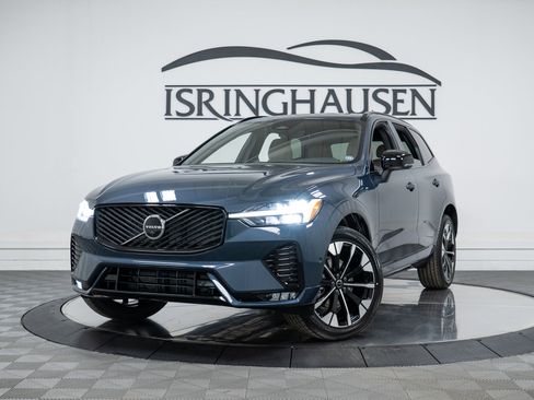 New 2026 Volvo XC60 B5 Plus w/ Climate Package image 26