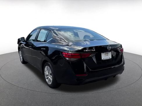 Used 2025 Nissan Sentra S FWD image 11