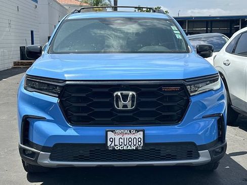 Used 2024 Honda Pilot TrailSport image 3