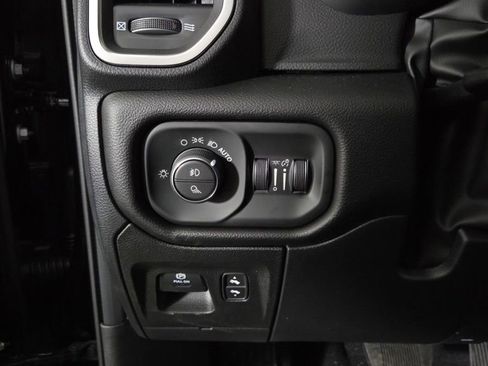 New 2026 RAM 1500 Big Horn AWD/4WD image 16