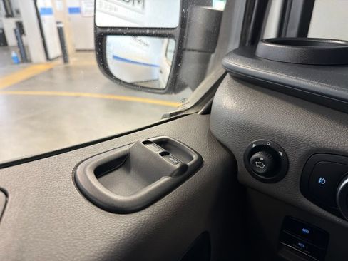 Used 2025 Ford Transit 250 Low Roof w/ Exterior Upgrade Package RWD image 18