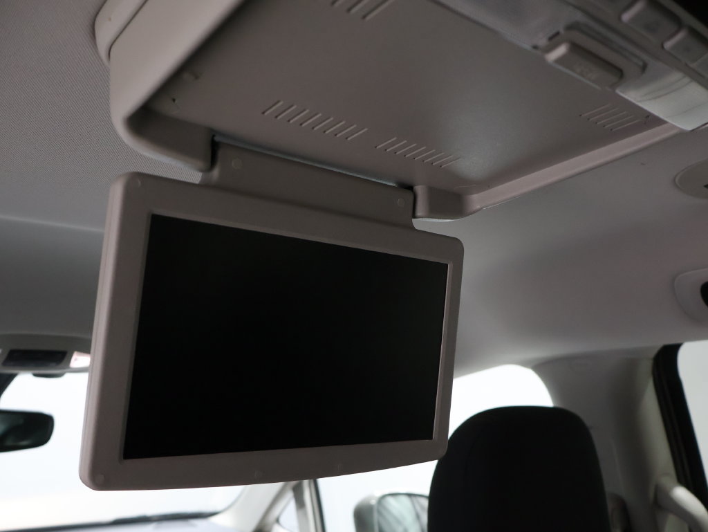 Used 2018 Chrysler Pacifica Touring Plus FWD image 19