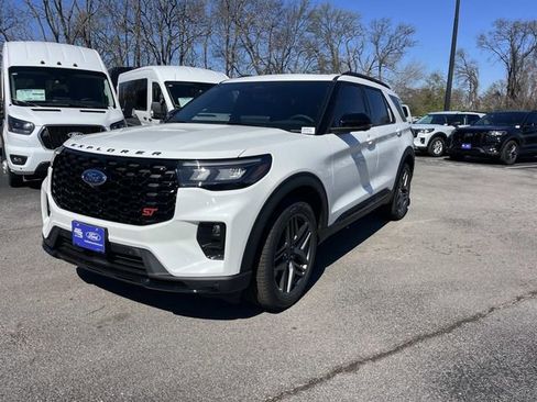 New 2026 Ford Explorer ST image 7