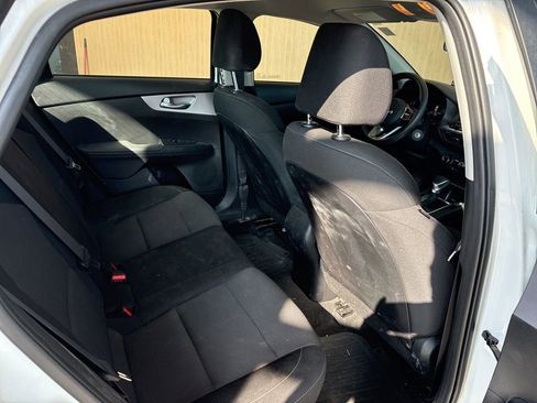Certified 2024 Kia Forte LXS FWD image 21