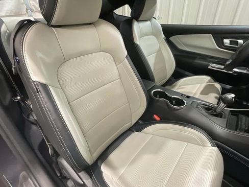 Used 2024 Ford Mustang Premium image 13