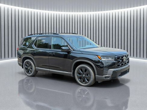 New 2026 Honda Pilot Black Edition image 2
