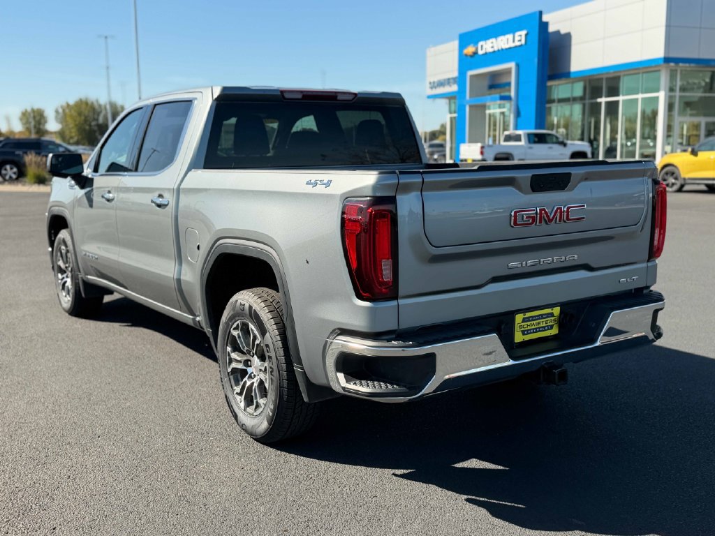 Used 2025 GMC Sierra 1500 SLT AWD/4WD image 9