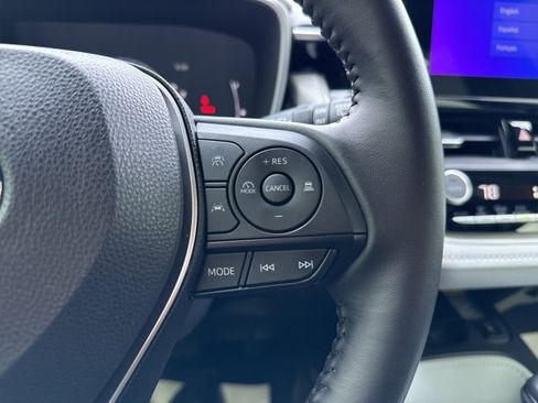 Certified 2025 Toyota Corolla XSE image 18