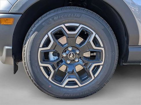 New 2025 Ford Bronco Sport Outer Banks image 10