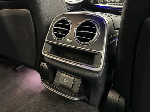 Used 2017 Mercedes-Benz S 550 4MATIC Sedan image 33