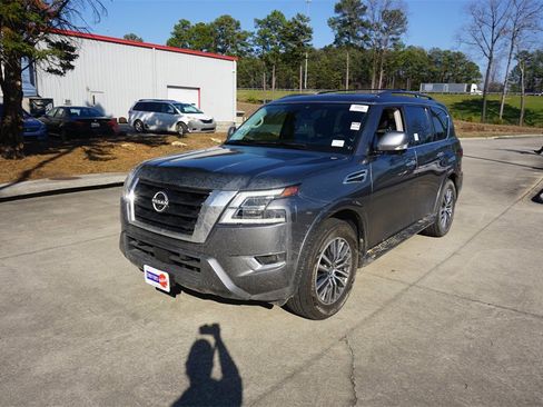 Used 2023 Nissan Armada SL w/ Captain's Chairs Package image 25