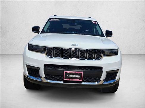 Used 2021 Jeep Grand Cherokee L Limited AWD/4WD image 2