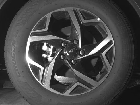 Used 2025 Kia Sportage LX image 15