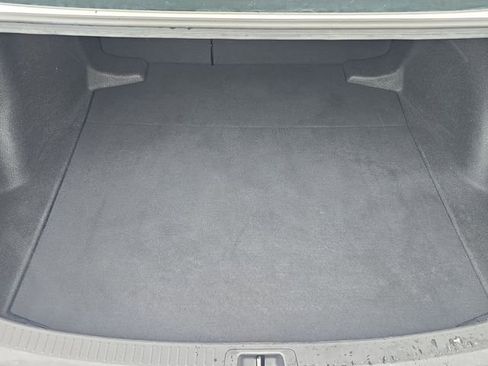 Used 2022 Toyota Corolla LE image 8