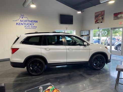 Used 2021 Honda Pilot Special Edition image 2