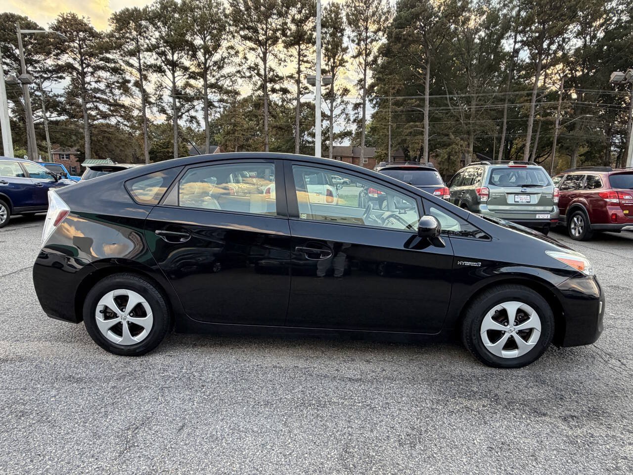 Used 2015 Toyota Prius Three FWD image 6