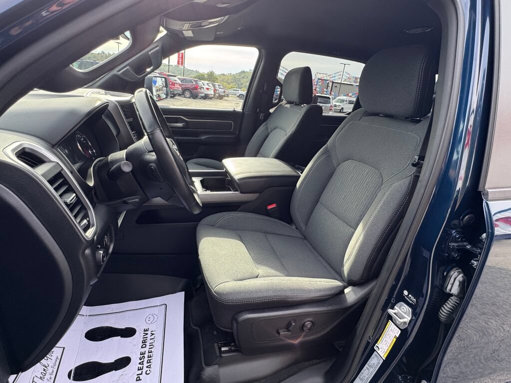 Used 2021 RAM 1500 Big Horn AWD/4WD image 14