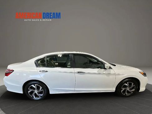 Used 2017 Honda Accord LX image 6