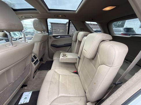 Used 2015 Mercedes-Benz ML 350 4MATIC image 9