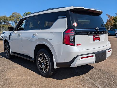 New 2026 Nissan Armada SL w/ Captain's Chari Seat Package image 5