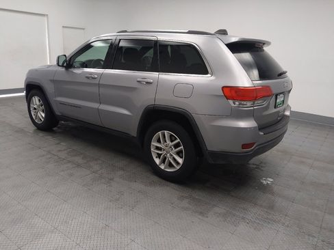 Used 2017 Jeep Grand Cherokee Laredo w/ Quick Order Package 2BE image 3