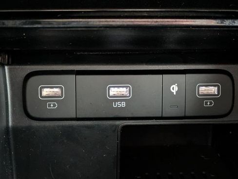 Used 2023 Kia Sorento SX Prestige image 27