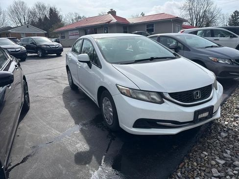 Used 2013 Honda Civic LX image 2