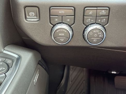 New 2026 GMC Sierra 1500 Elevation w/ Elevation Premium Package image 18