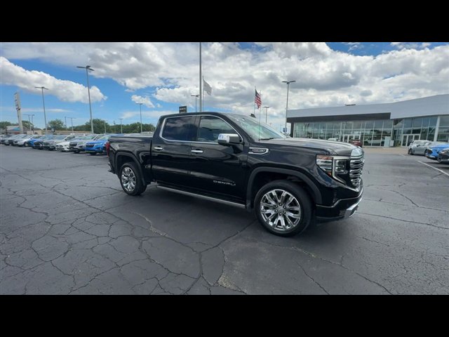 Certified 2023 GMC Sierra 1500 Denali w/ Denali Reserve Package AWD/4WD image 2