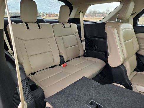 Certified 2023 Ford Explorer XLT w/ Equipment Group 202A image 13