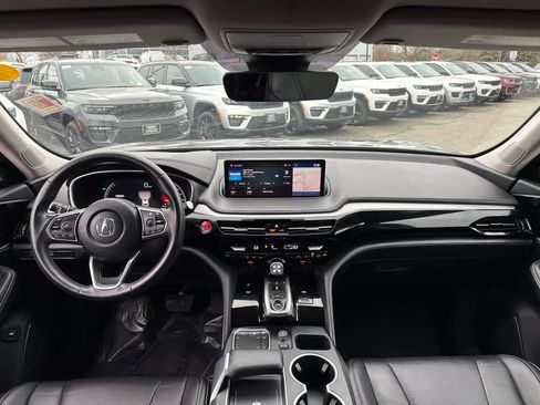 Used 2024 Acura MDX SH-AWD w/ Technology Package image 35