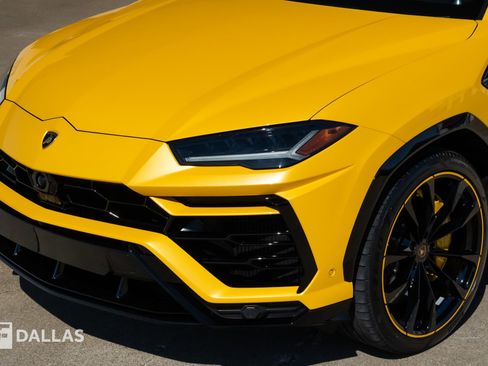 Used 2021 Lamborghini Urus image 6