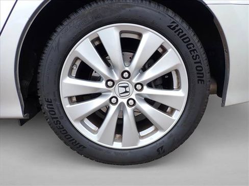 Used 2011 Honda Accord EX-L image 7