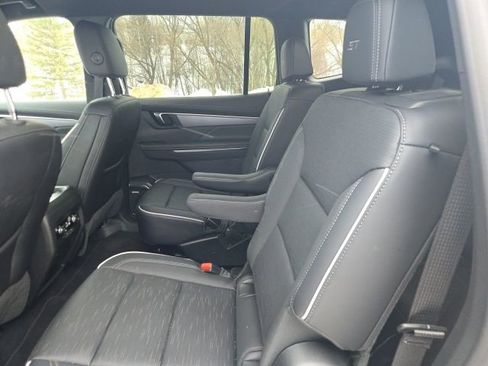 Used 2025 Buick Enclave Sport Touring image 42