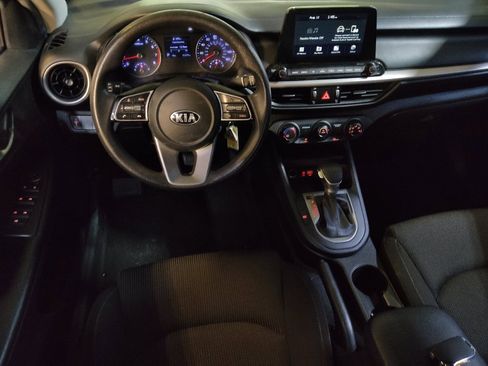 Used 2021 Kia Forte LXS FWD image 22