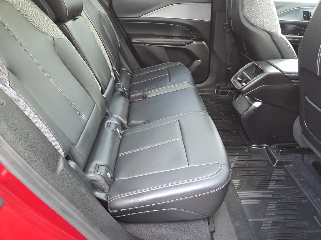 Used 2024 Cadillac Lyriq Tech w/ Driver Assist Package AWD/4WD image 21