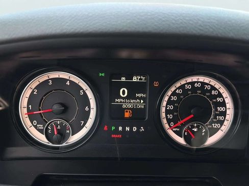 Used 2018 RAM 1500 Tradesman AWD/4WD image 10