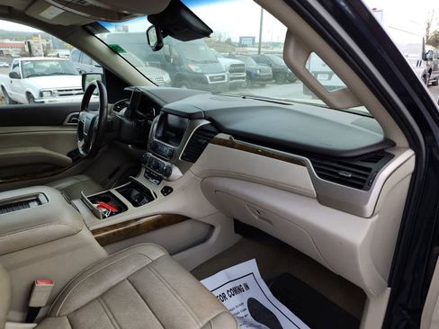 Used 2017 GMC Yukon Denali w/ Open Road Package image 17