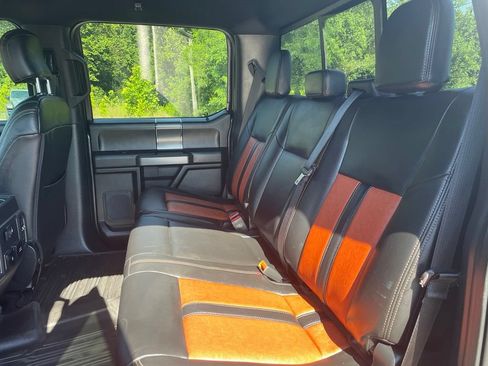 Used 2018 Ford F150 XLT w/ Equipment Group 302A Luxury AWD/4WD image 9