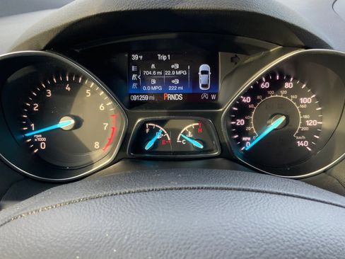 Used 2018 Ford Escape SE image 15