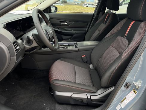 New 2026 Nissan Sentra SR image 15