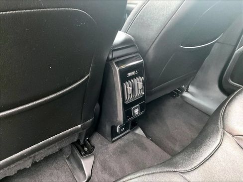 Used 2025 Jeep Compass Limited AWD/4WD image 13
