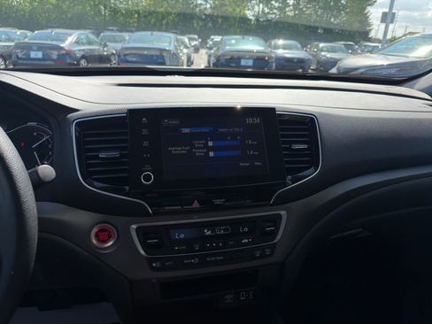Certified 2023 Honda Ridgeline Sport image 14