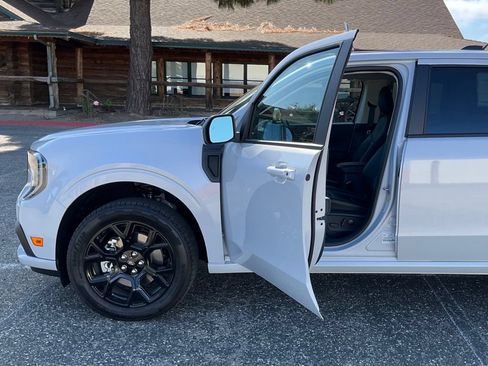 New 2026 Ford Maverick Lobo AWD/4WD image 38